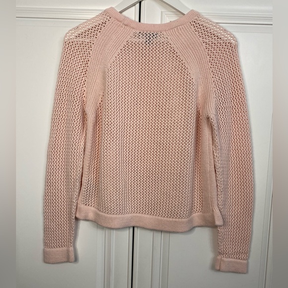 EUC Vintage Sears Women’s Medium Pink Crew Neck Sweater with a Slight Sparkle - Picture 4 of 9